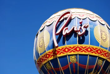 Fotobehang Close-up van het Parijse hotel Balloon in Las Vegas © hartphotography
