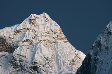 Ama Dablam- Solo Khumbu, Himalaja, Nepal