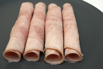 jambon roulé en tranches