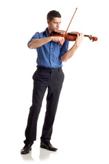 man play violin