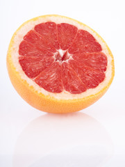 Fototapeta na wymiar fresh juicy red grapefruit