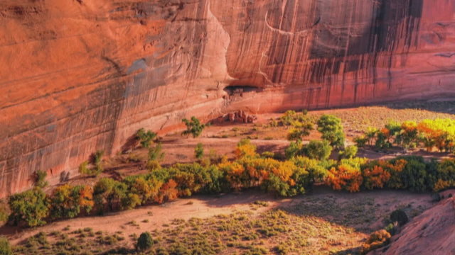 Canyon de Chelly Indian Ruins