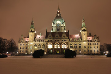 Fototapeta na wymiar Neues Rathaus Hannover