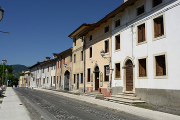 Fototapeta na wymiar Arzignano ośrodek prowincji Vicenza zamek