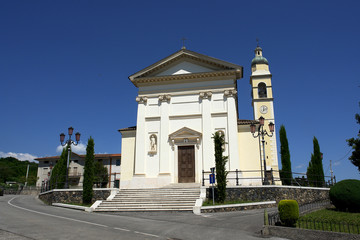 Fototapeta na wymiar Arzignano garstka Vicenza kościół