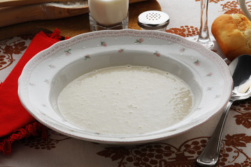 Minestra di riso al latte