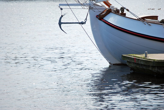 Bug eines alten Segelbootes