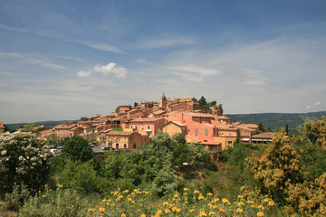 Fototapeta na wymiar Village de Roussillon