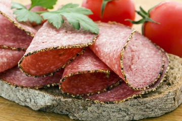 Pfeffersalami Brot
