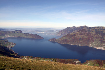 Fototapeta premium Zentralschweiz mit Vierwaldstättersee