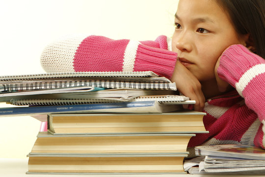 girl studiing