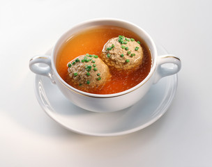 Leberknödelsuppe