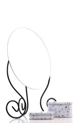 Graceful mirror and two little boxes