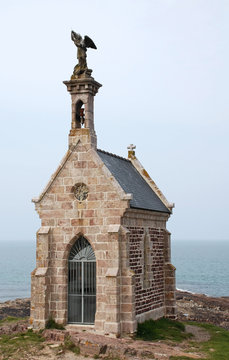 little chapel of holy michael in Brittany only accessible at ebb