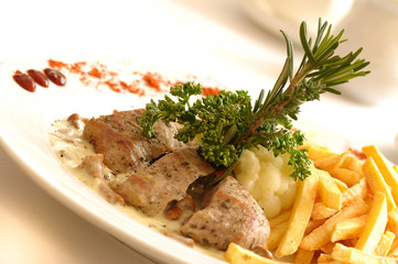 Pork fillet with chanterelle sauce