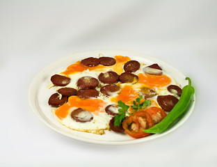 Sucuklu Yumurta - Knoblauchwurst mit Rührei