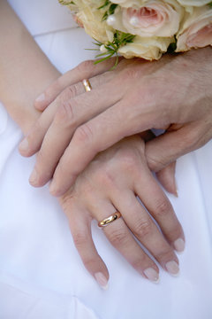 Bride's and groom's hands