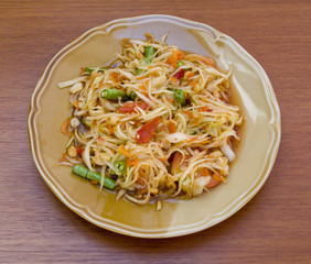 Som tam, spicy papaya salad from Thailand