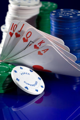 playing  card  and chips - 21134152