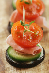 Canapés with Ham and Tomato