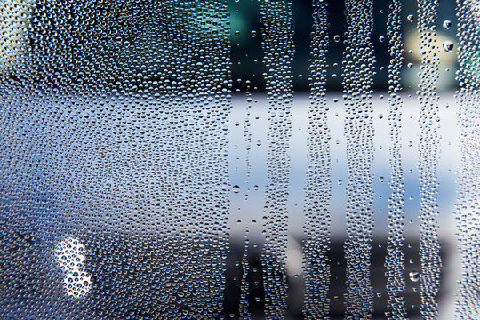 Tropfen an der Scheibe 2