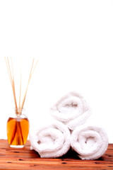 Obraz na płótnie Canvas Spa objects for aromatherapy