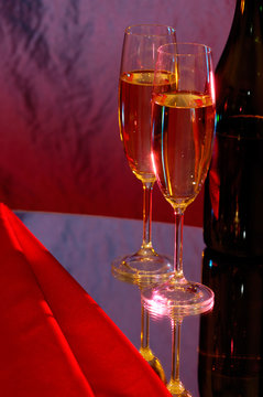 Two wine glasses with champagne