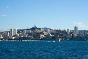 Fototapeta premium Vista de Marsella desde el Mar