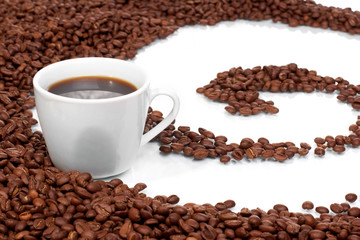Cup with coffee, costing on coffee grain
