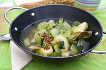 Gurkensuppe