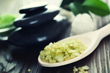 Spa treatment-scented bath salt and Spa Stones