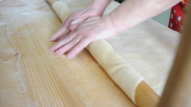 p&eacute;trir la pate