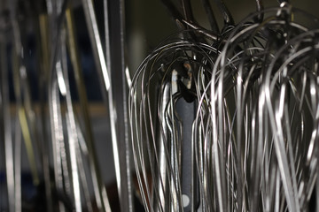 Schneebesen am Haken