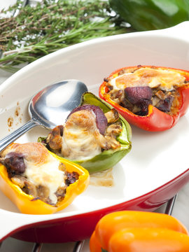 peppers filled with  champignons and chicken livres