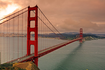 Fototapeta na wymiar Golden Gate Bridge, San Francisco ..
