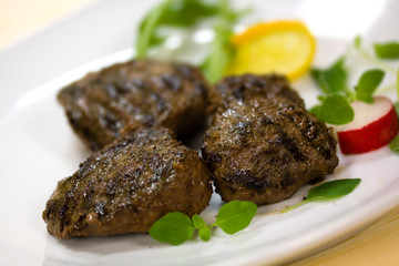 Lamm Medaillons - Steak- mit Rucola