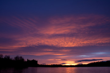 Fototapeta na wymiar Sunset at Linlithgow