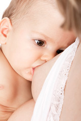 Trinkendes Baby