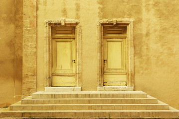 deux portes
