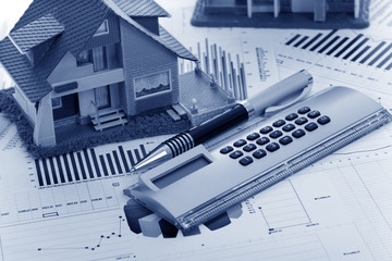 Model house and calculator