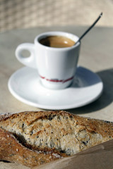 petit déjeuner en terrasse