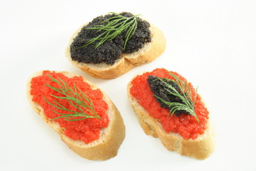 Baguette mit Seelachsschnitzel und Kaviar