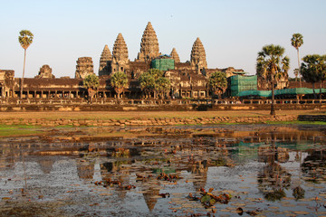 Fototapeta premium Ancient Angkor Wat