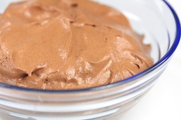 Schale mit Schokocreme