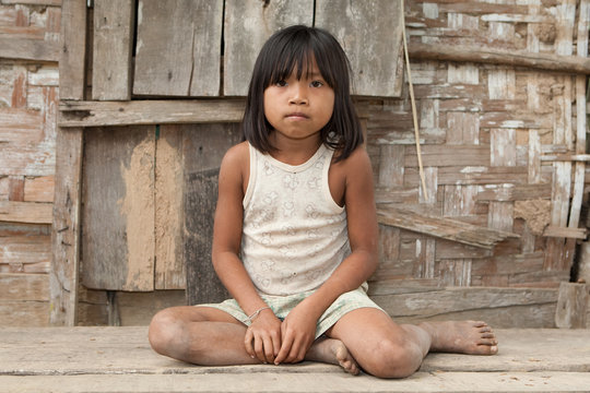 Portrait Mädchen von Laos in Armut