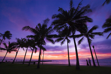 ワイキキビーチの夕景(Sunset of Waikiki Beach)