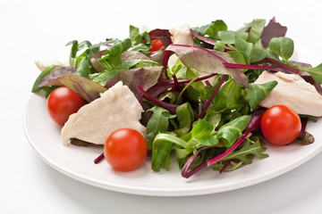 salad mix with chicken breast and cherry tomatoes