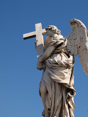 Les anges contre-attaquent