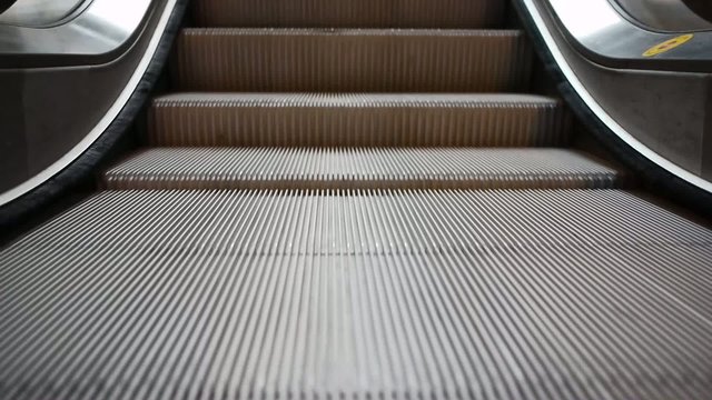 escalator upstairs