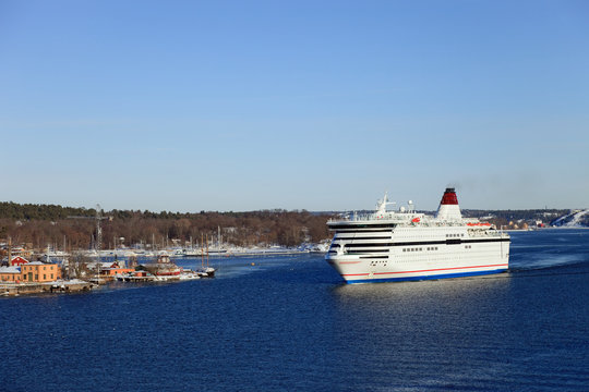 Stockholm Ferry Cinderella